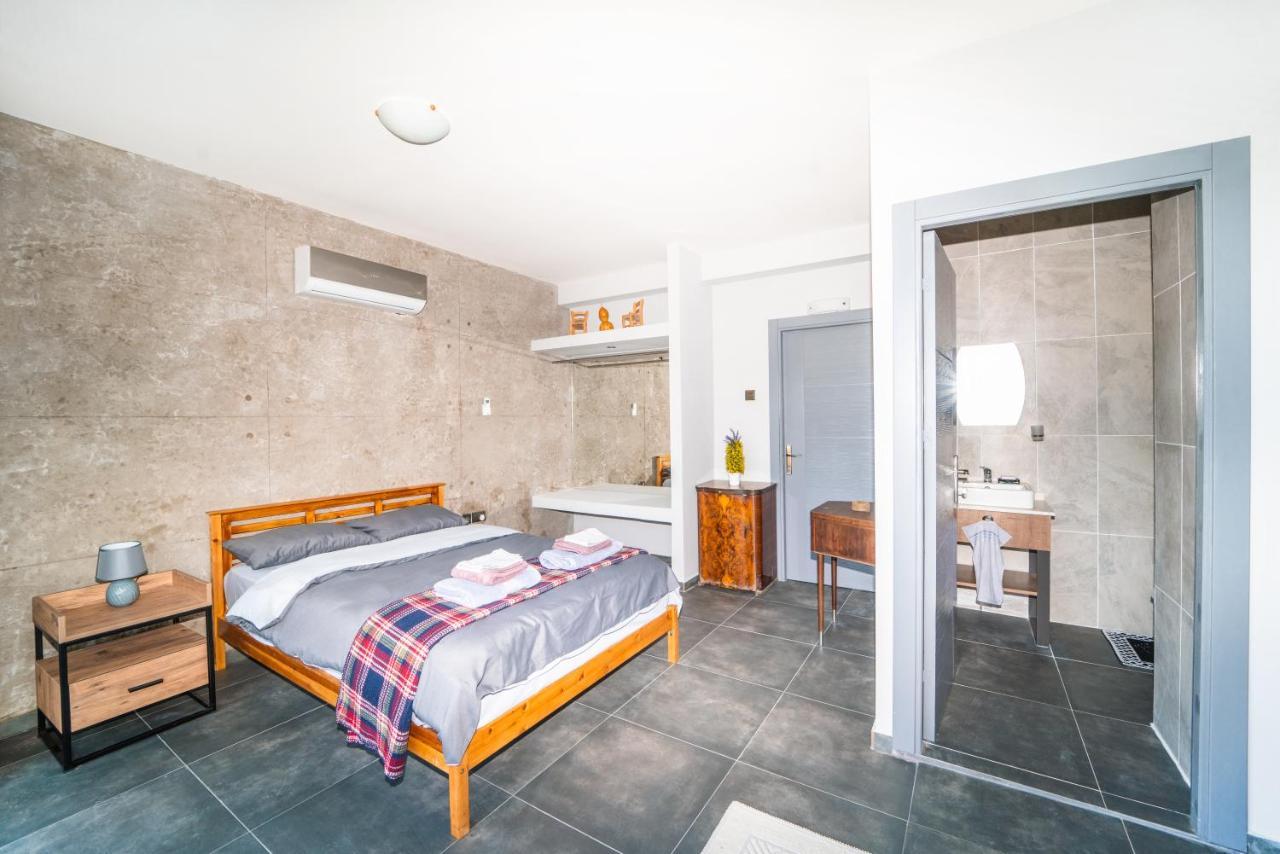 Chardonnay Guest Studio Rooms With Great View For Nature Lovers Kyrenia  Exterior photo